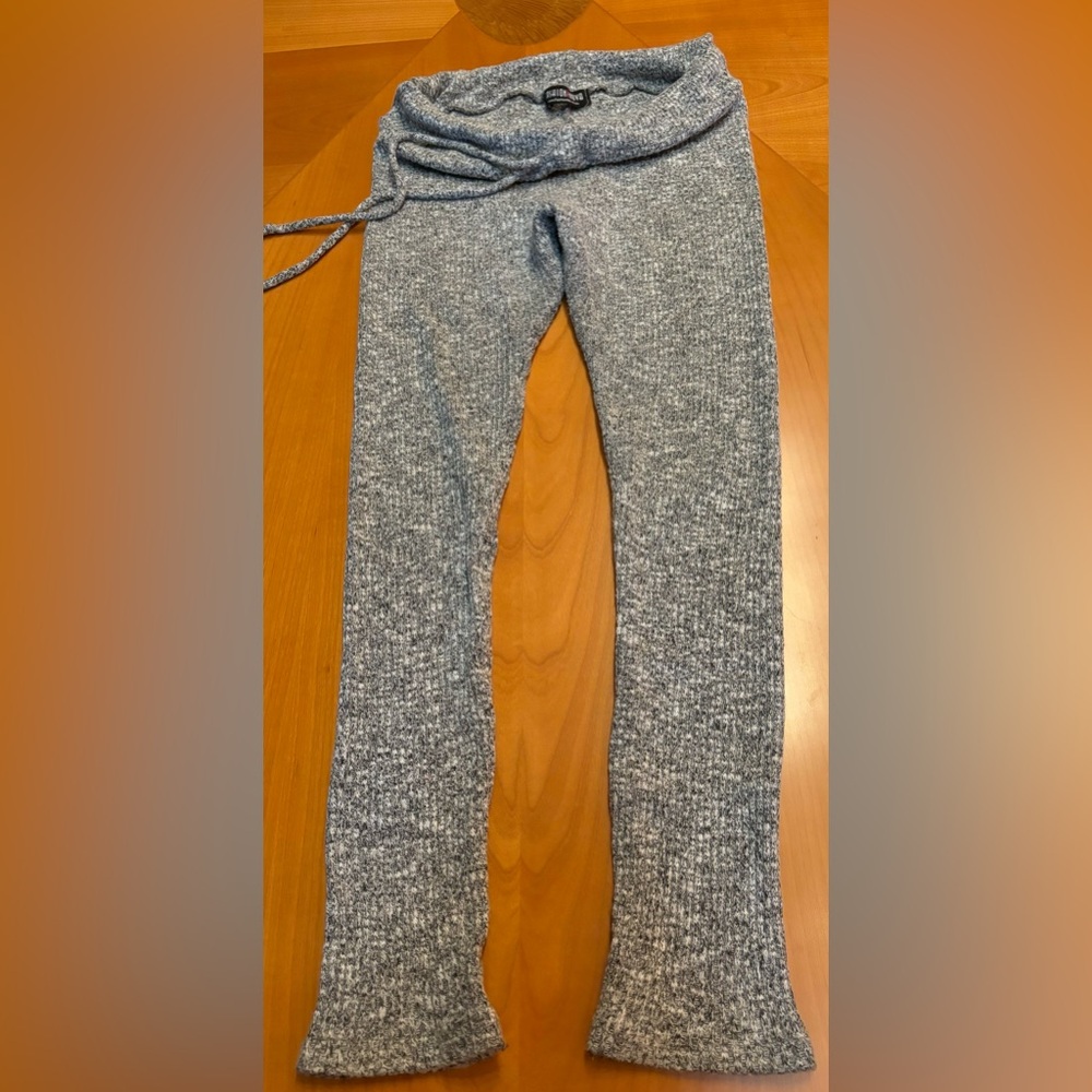FASHION NOVA Women’s Gray Wanderlust Leggings